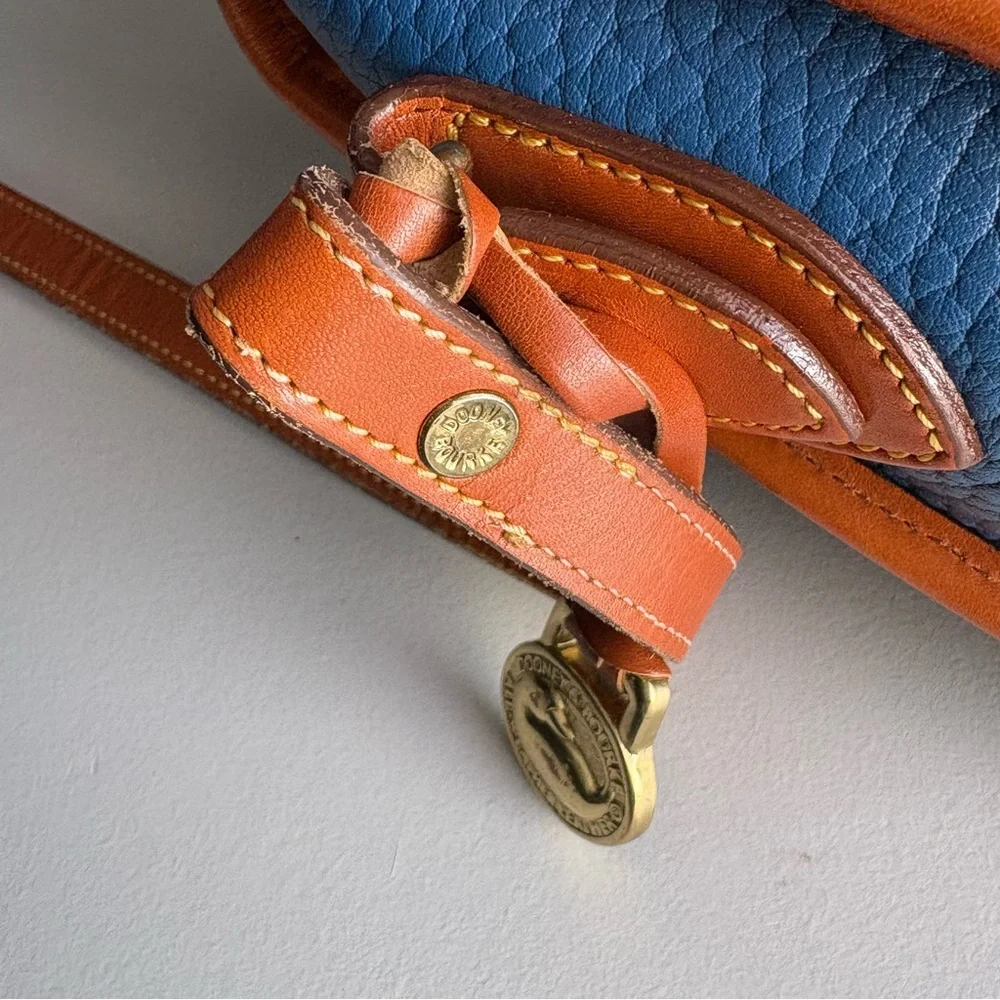 Dooney and Bourke awl French Blue Leather Surrey Messenger Carrier Crossbody Bag - Picture 11 of 16